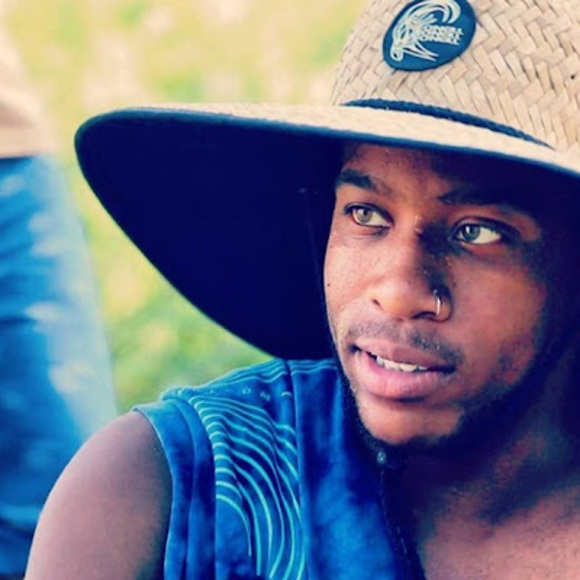 Meet your Posher, Lenny - Picture 1 of 1